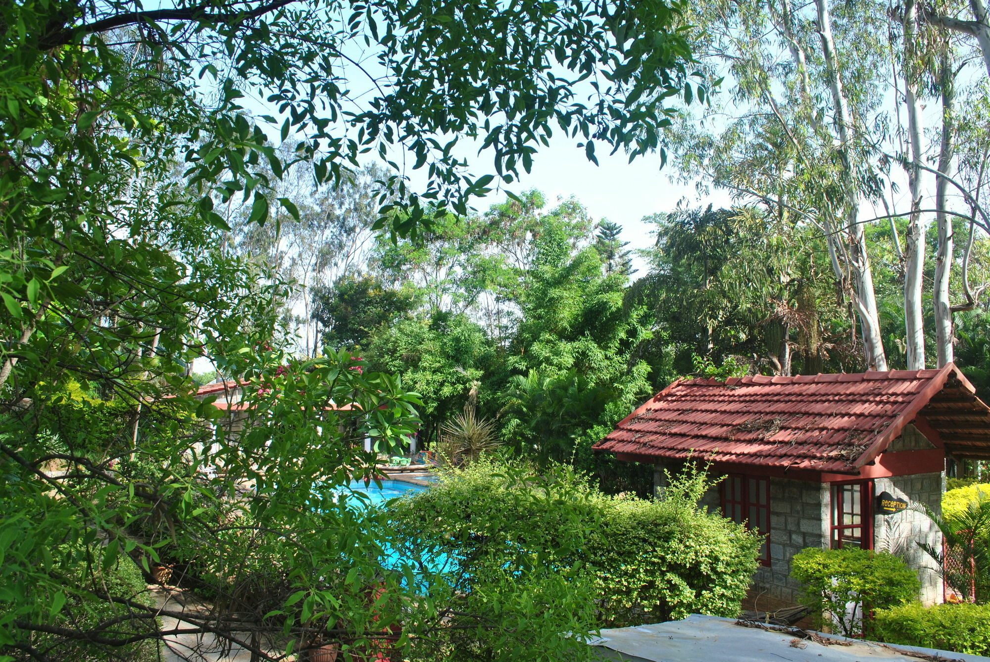Eagle Ridge Resort Bangalore Exterior photo